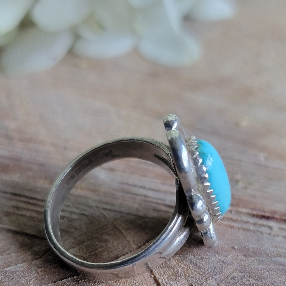 Sterling Silver Turquoise Ring. Size 5. - Picture 2 of 5
